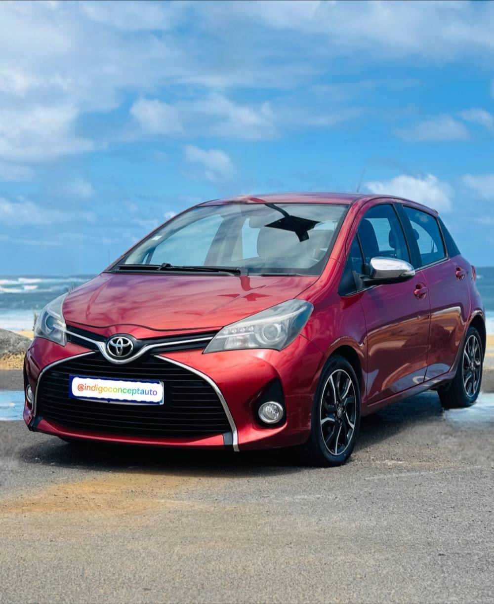 Toyota Yaris III 90 D-4D Style 5p