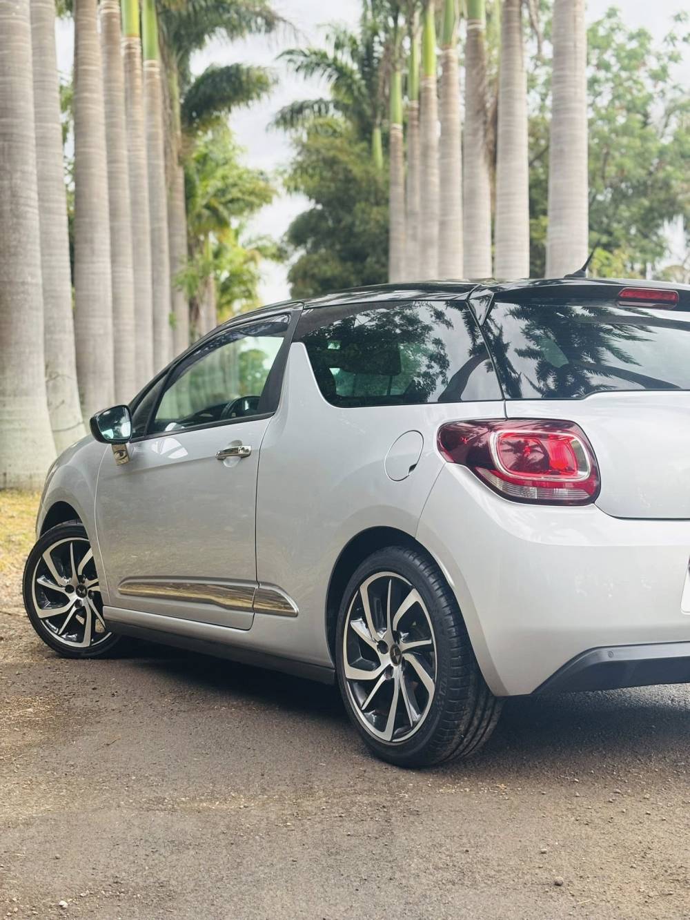 584885031_122224603346264513_1739990982113924242_n