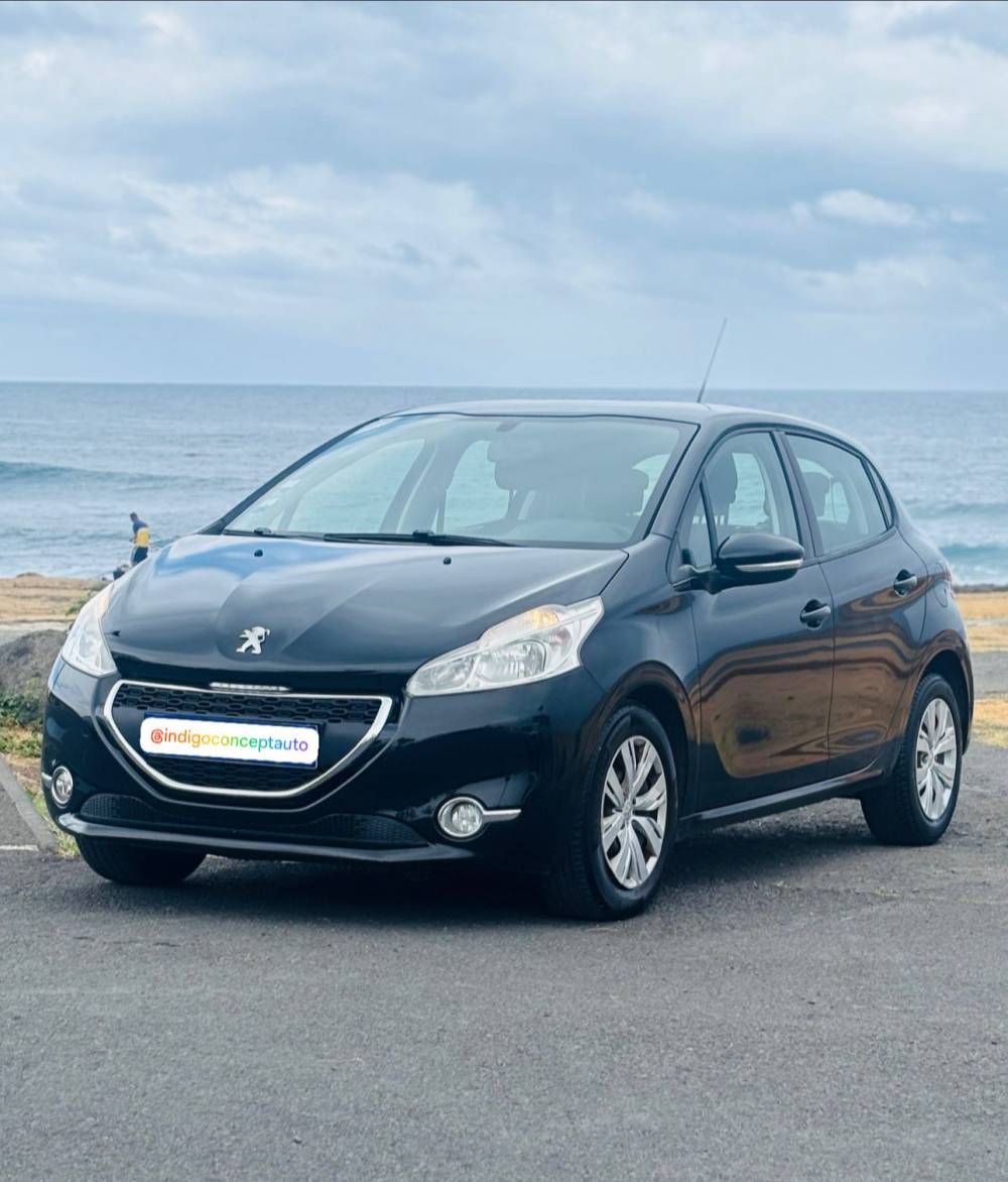 Peugeot 208 1.2 PureTech Allure 5p