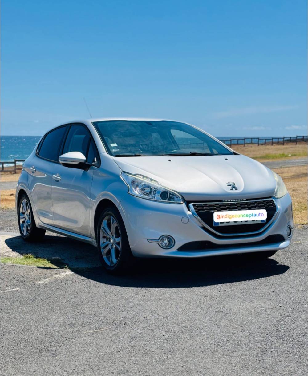 Peugeot 208 1.4 HDi FAP Style 5p