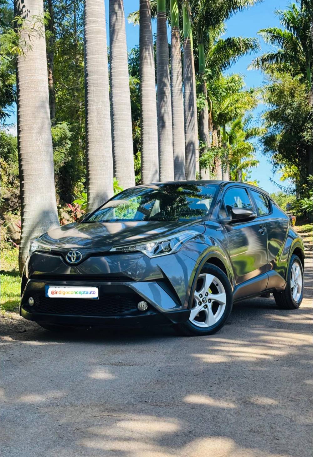 Toyota C-Hr 122h Graphic 2WD E-CVT